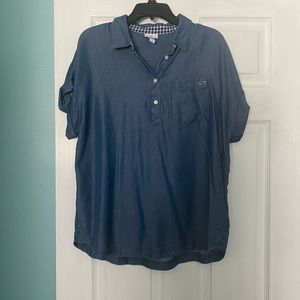 Vineyard Vines chambray top